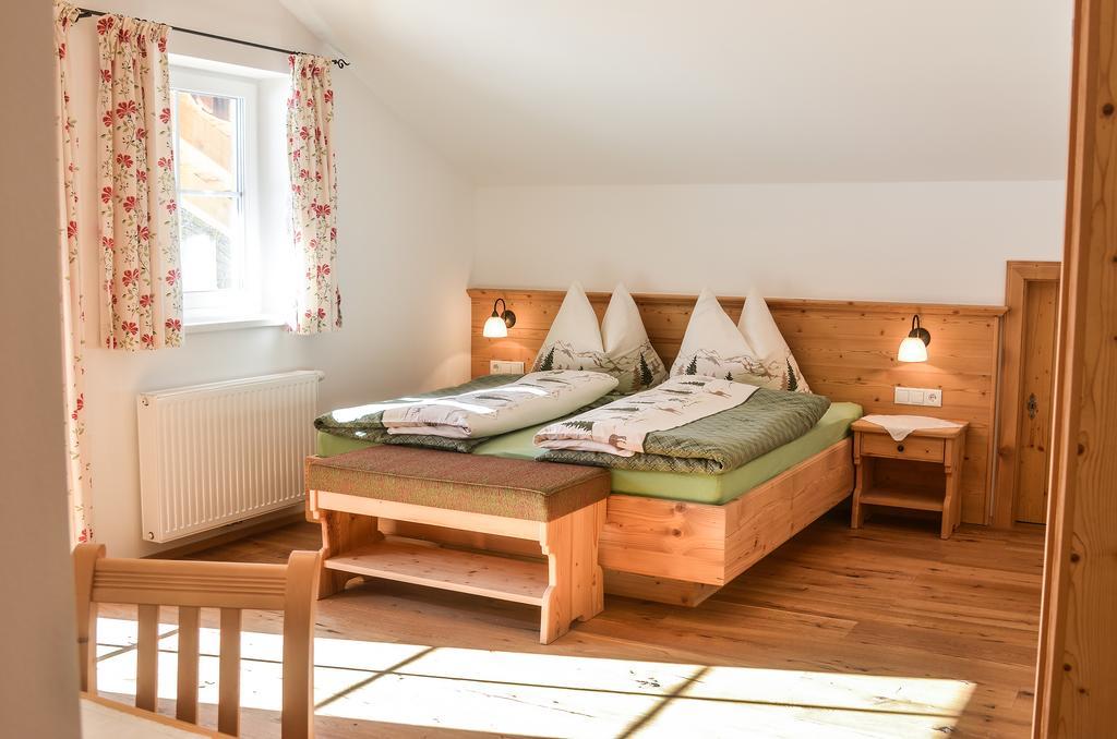 Vila Bauernhof Krahlehenhof Filzmoos Pokoj fotografie